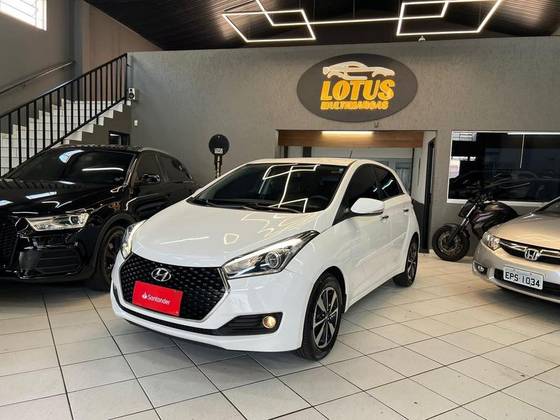 HYUNDAI HB20 1.6 PREMIUM 16V FLEX 4P AUTOMÁTICO HYUNDAI HB20 1.6 PREMIUM 16V FLEX 4P AUTOMÁTICO